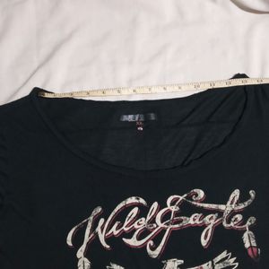 🎀SALE Tshirt Top Broad Neck