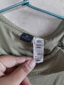 Cute Olive Green Top