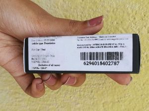 Huda Beauty Foundation Latte 300N