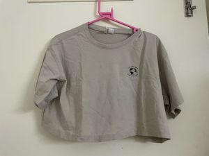 H&amp;M Beige Crop Top - Size