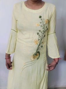 Rayon Kurti