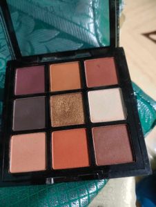 Eye Shadow Palette