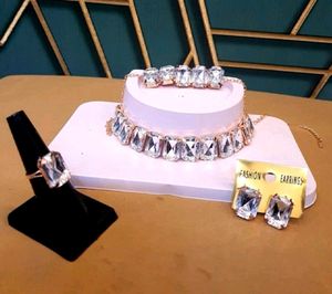 White Gold Plated Jewellery Set
