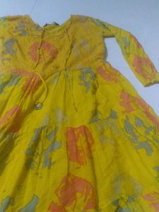 Huge Sale 🔴 🔴 Yellow Floral Print Kurta