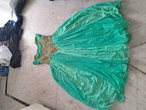 Elegant Green Party Dress