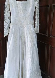 Elegant Wedding Gown