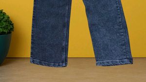 E@61 Size-30 Straight Jeans