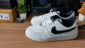 Nike Air Force 1 Sneakers