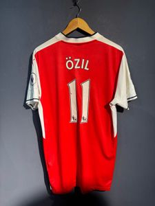 Arsenal FC Jersey - Classic Red &amp; White