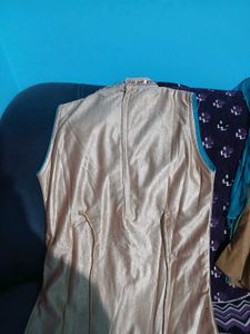 Elegant Gold Embroidered Salwar Kameez