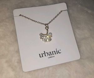 ✨Urbanic Necklace✨