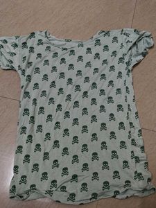 Skull Print Tee