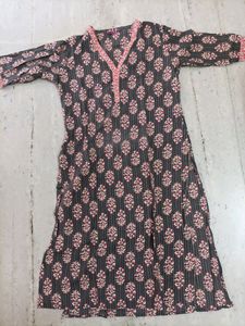 3 Kurtis Ka Combo Le Jao Paise Bachao