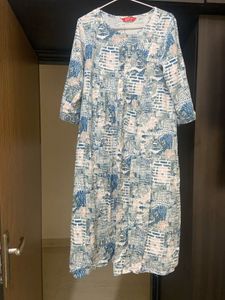 Maternity + Feeding Gown