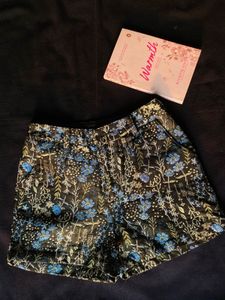 Premium jacquard Embroidered Shorts 🎀