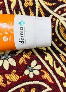 (80 g) The Derma Co Sunscreen SPF 50 PA++ ++1%