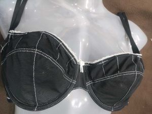 Black Bra 🔥