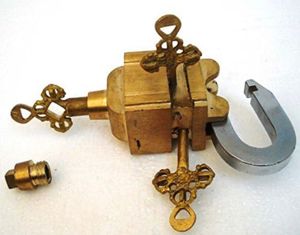 BRASS BLESSINGS VINTAGE PADLOCK 🔐