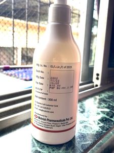 Dersil max Moisturising Lotion