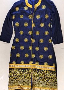 Elegant Blue &amp; Gold Kurti