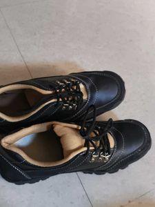 Black Trekking Shoes