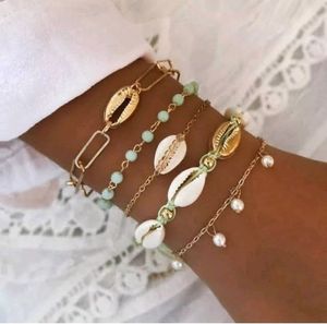pearl shells bracelet