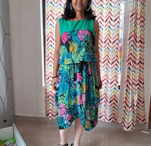 Beautiful High And Low Beach Wear In Medium Size
