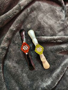 mom hair clips