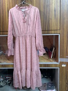 Elegant Pink Floral Midi Dress