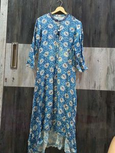 Long Assymetrical Length Slit Kurti