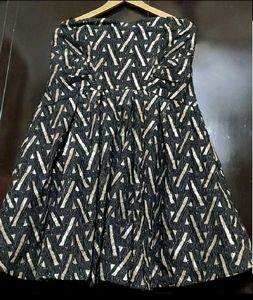 Black &amp; Cream Off Shoulder Dress For 32 Bust