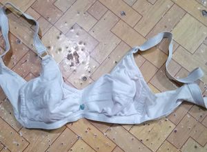 Comfortable White Padded Bra