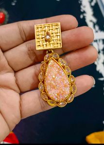 2 Sets Of Beautiful Earrings