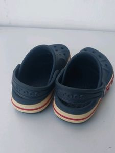 unisex crocs