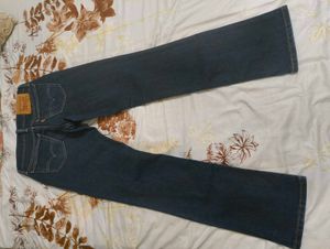 Levi&#39;s jeans