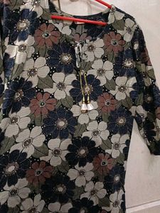 Beautiful Flowers Print And Cut Dana Hand Work
