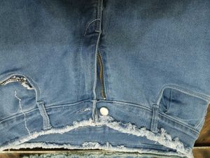 Frayed Hem Jeans