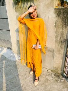 Sale💥Kurta Set With Dupatta