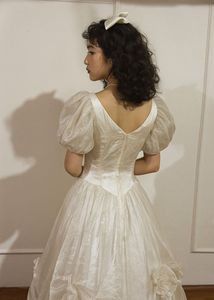 Elegant vintage wedding Gown