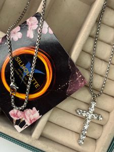 Cross Pendant Necklace