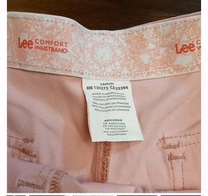 Unisex Lee Light 6 Pocket Capri Pant 18 Medium