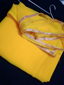 😍Bollywood Pattern Plain Saree😍