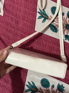 Pinteresty White Sling Bag