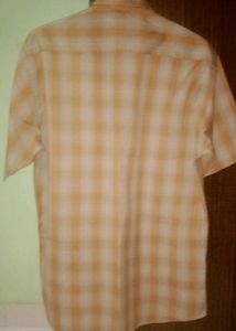 Stylish Men&#39;s Checked Casual Shirt