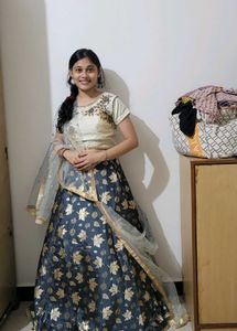 Elegant Party &amp; Wedding-Ready Lehenga for Sale!