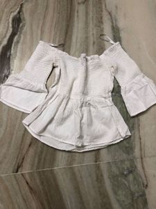 Korean Top 🤍🦢🕊️