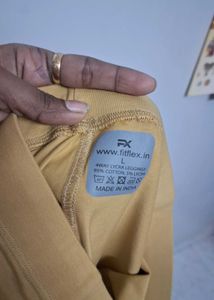 Comfortable Beige Leggings