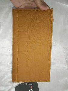 Baggit Wallet Mustard