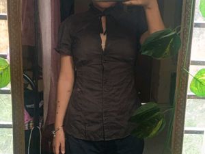 fitted brown top