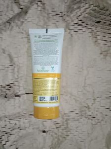 mamaearth ubtan face wash 100ml